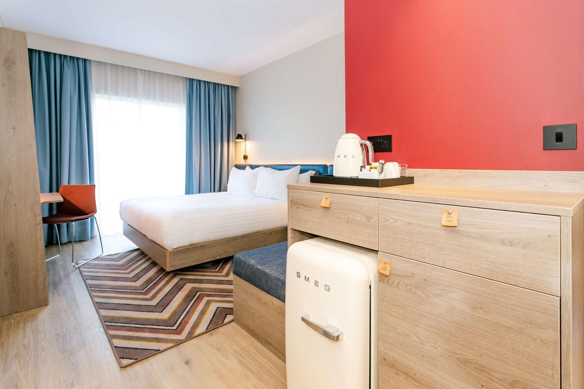 Hampton By Hilton