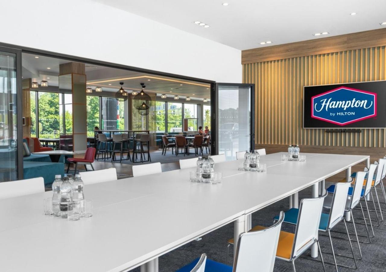 Hotel Hampton By Hilton 3*
